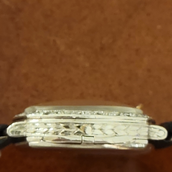 1920's Art Deco Platinum Case/ Diamond Bezel Swiss Made - Picture 3 of 6